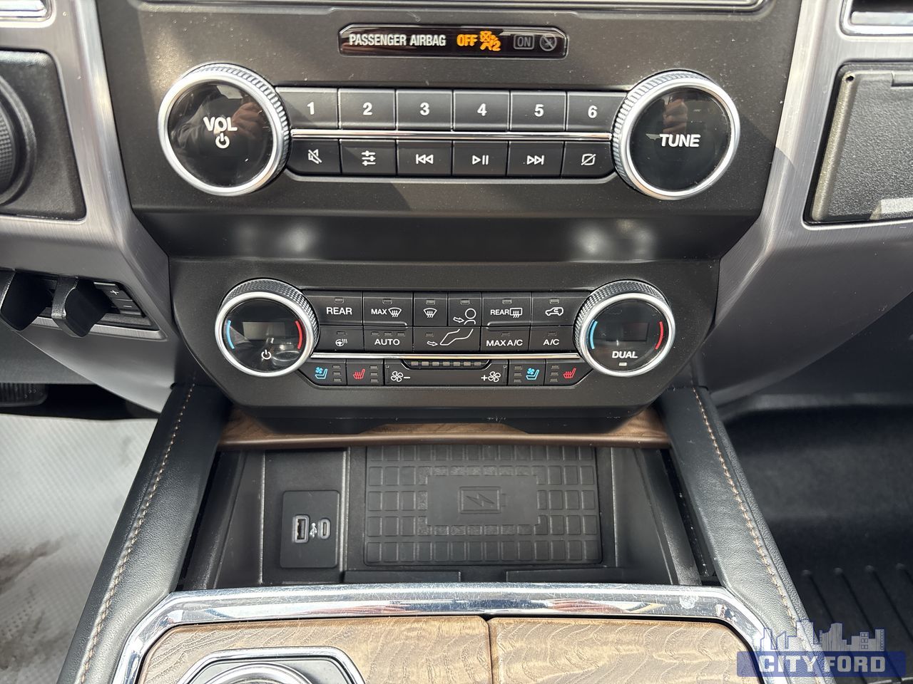 used 2021 Ford Expedition car, priced at $61,995