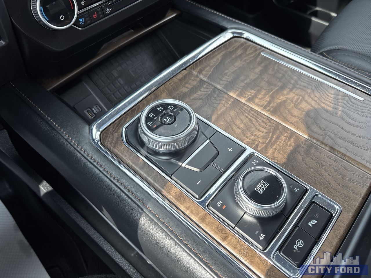 used 2021 Ford Expedition car, priced at $61,995