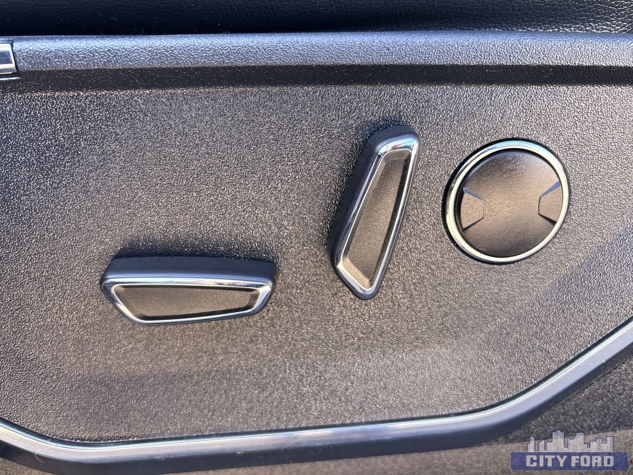 used 2021 Ford F-150 car, priced at $41,895