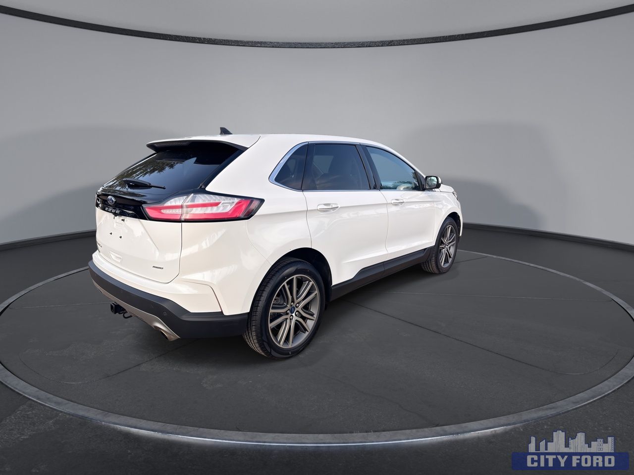 used 2022 Ford Edge car