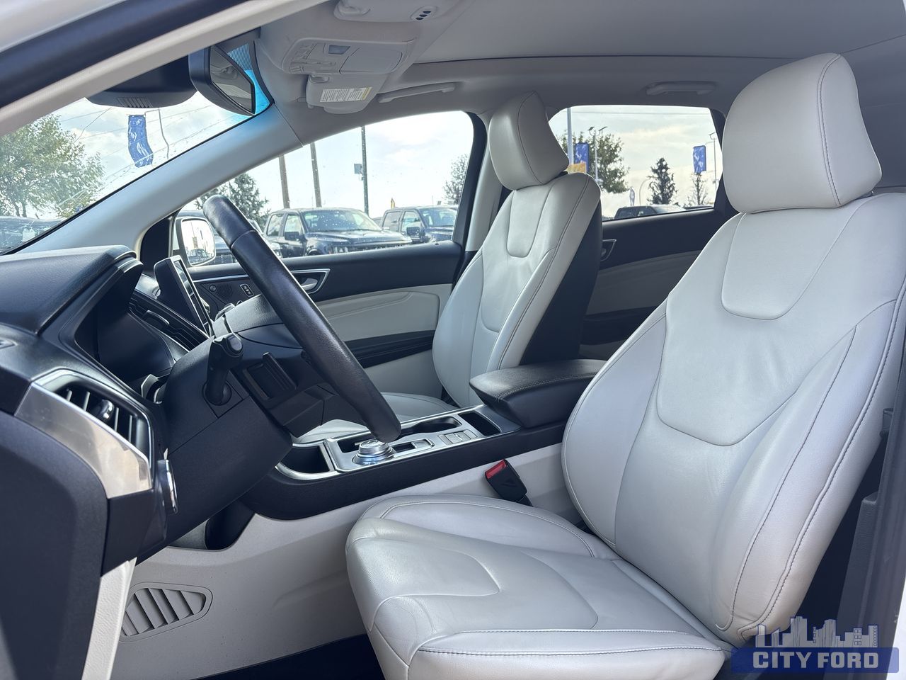 used 2022 Ford Edge car