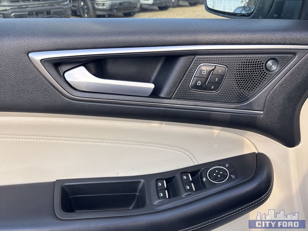 used 2022 Ford Edge car