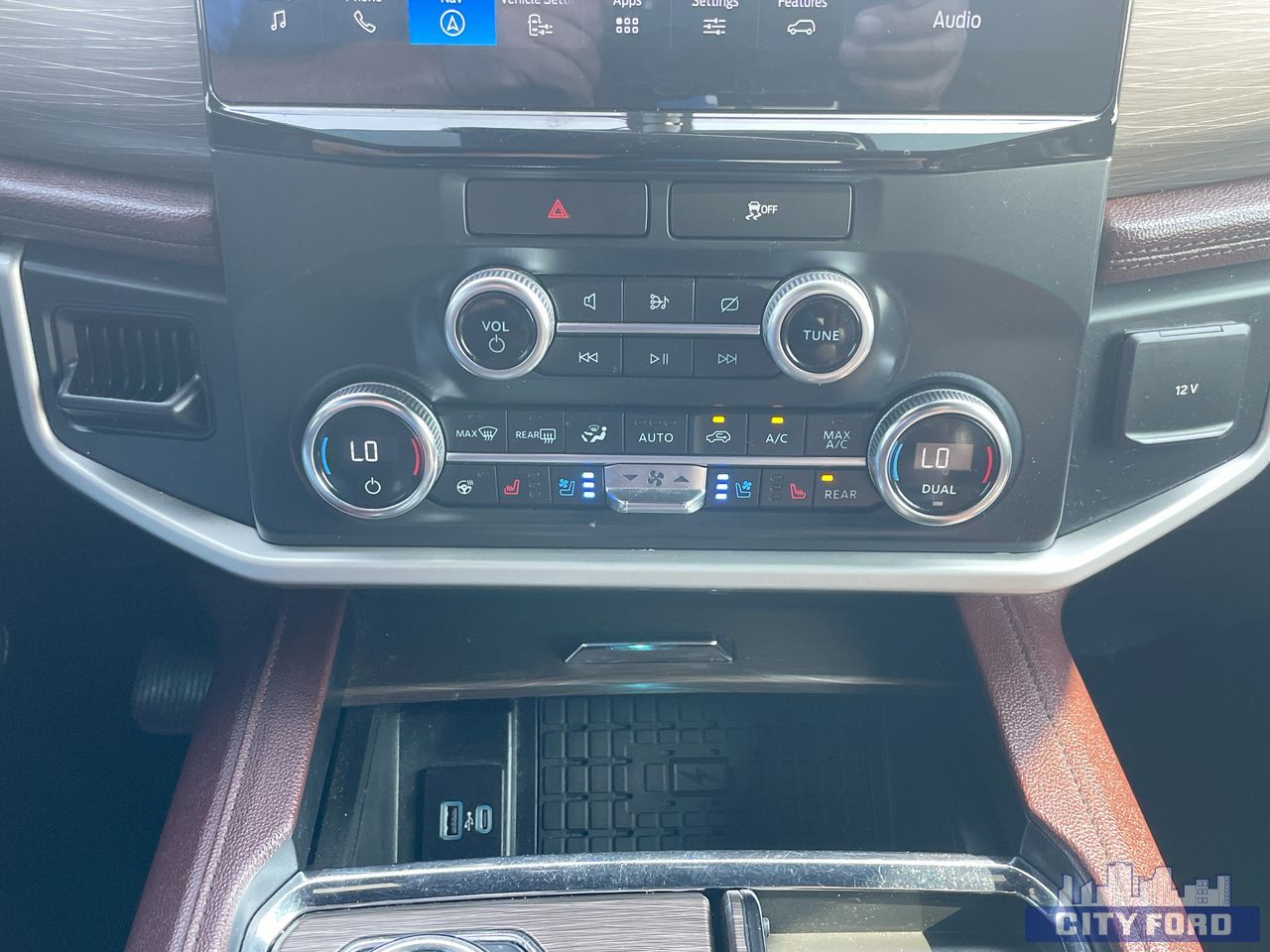 used 2022 Ford Expedition car, priced at $58,995