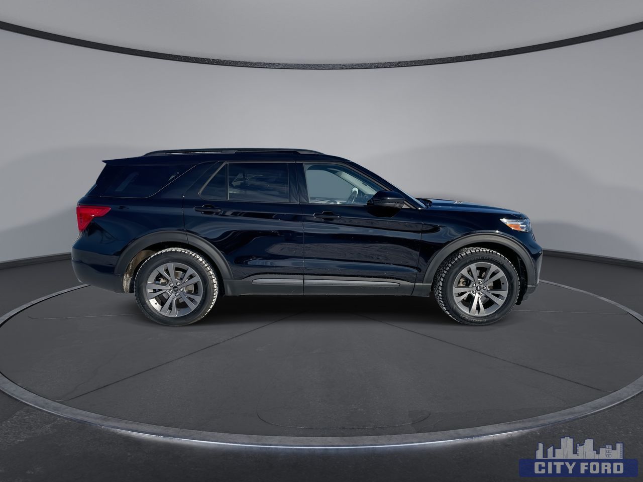 used 2022 Ford Explorer car, priced at $39,895