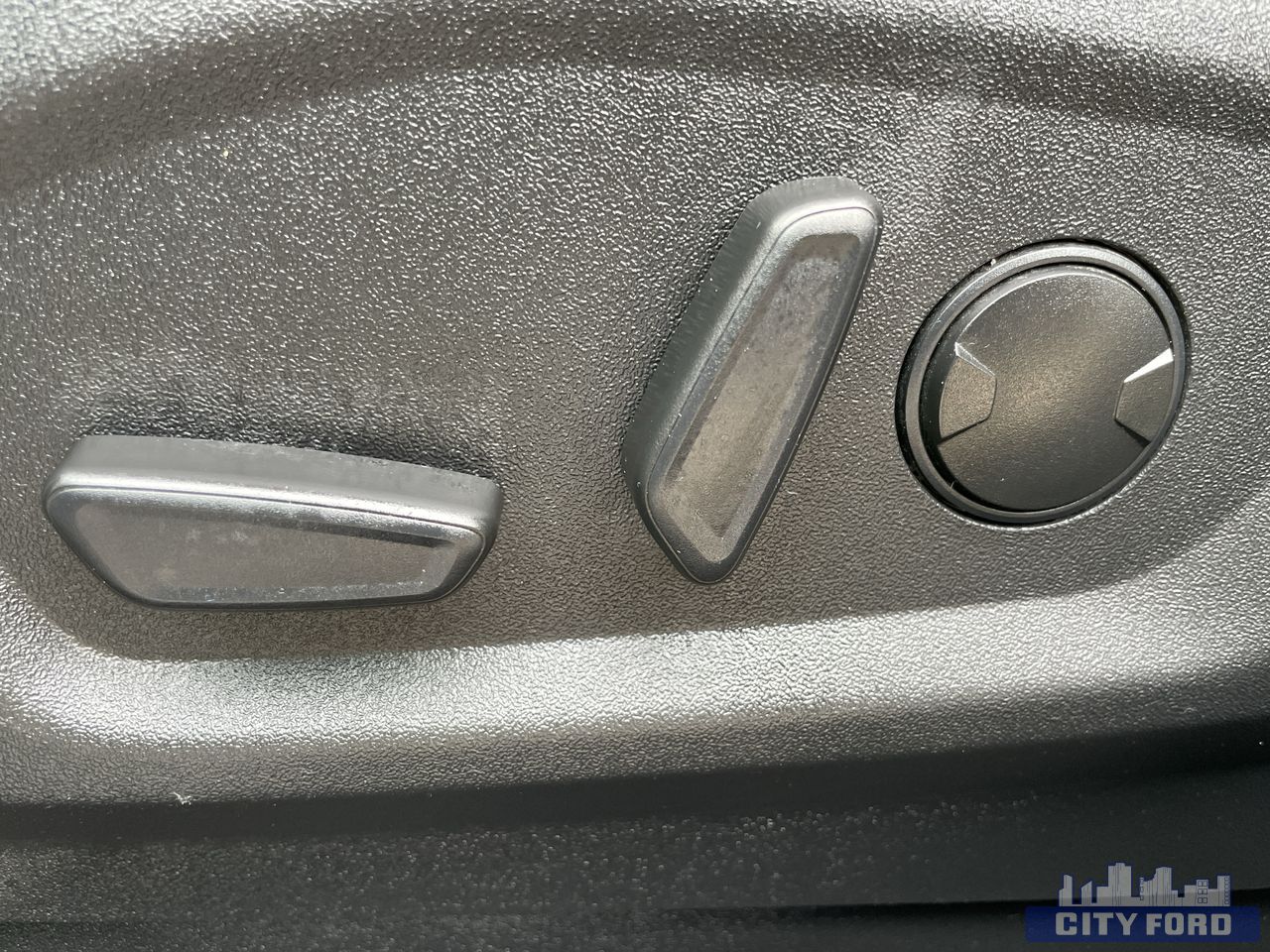 used 2023 Ford Edge car, priced at $37,995