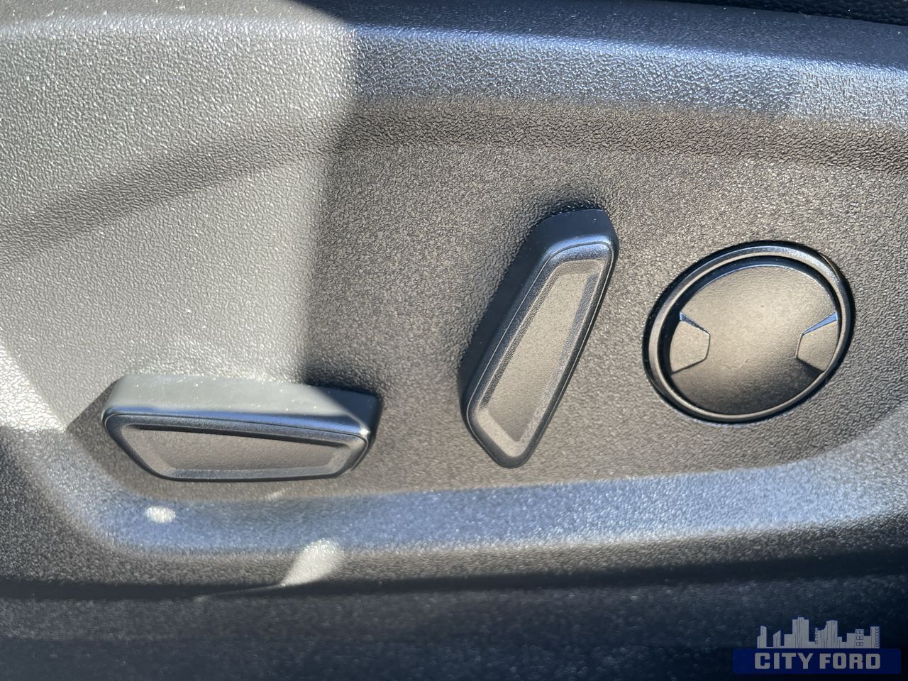 used 2023 Ford Edge car, priced at $34,995