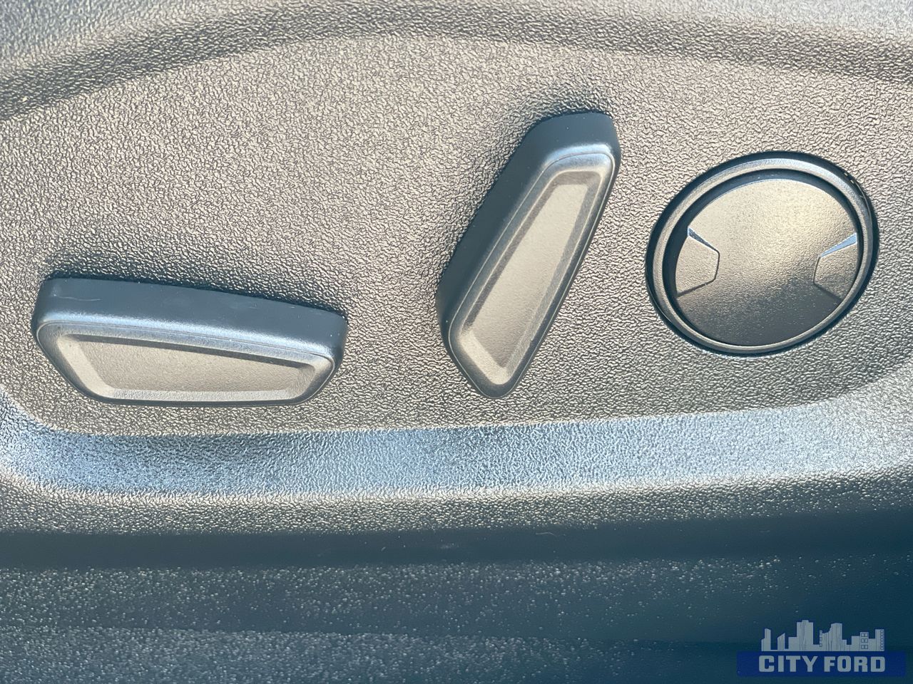used 2023 Ford Edge car, priced at $38,995