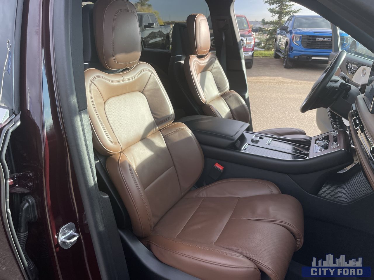 used 2023 Lincoln Aviator car, priced at $89,995