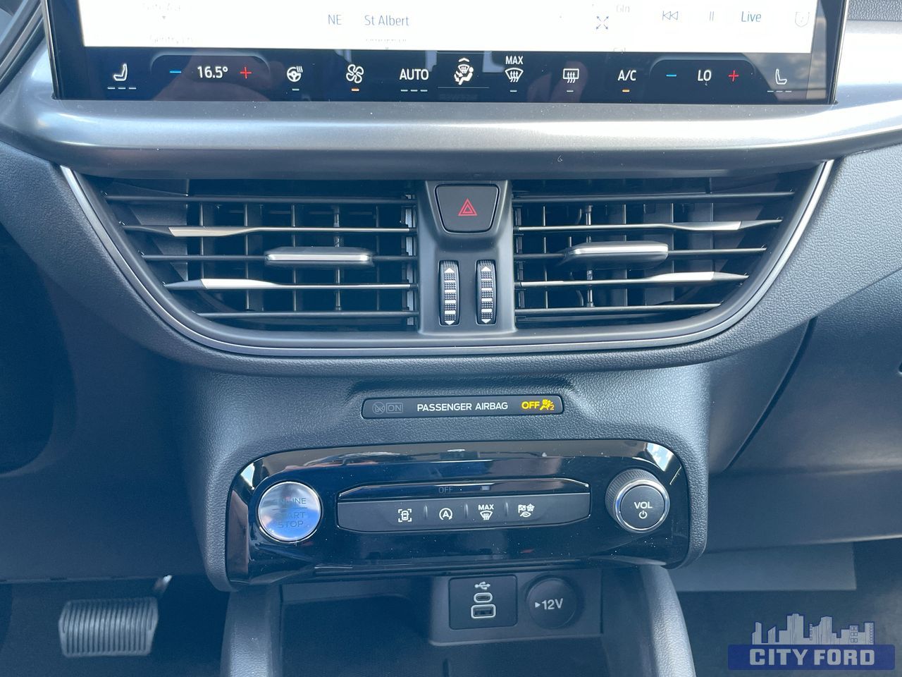 new 2025 Ford Escape car, priced at $40,194