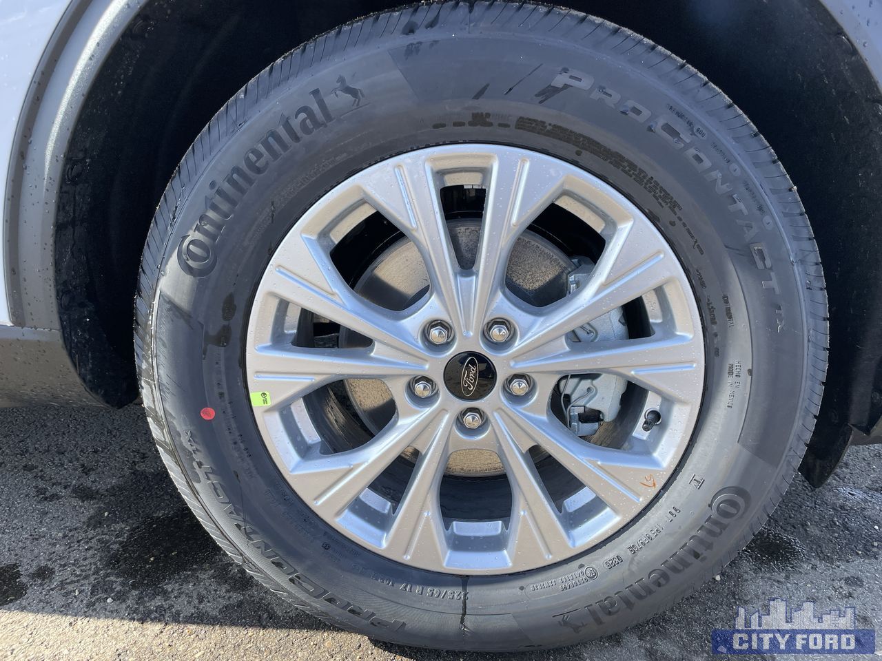 new 2025 Ford Escape car, priced at $37,999
