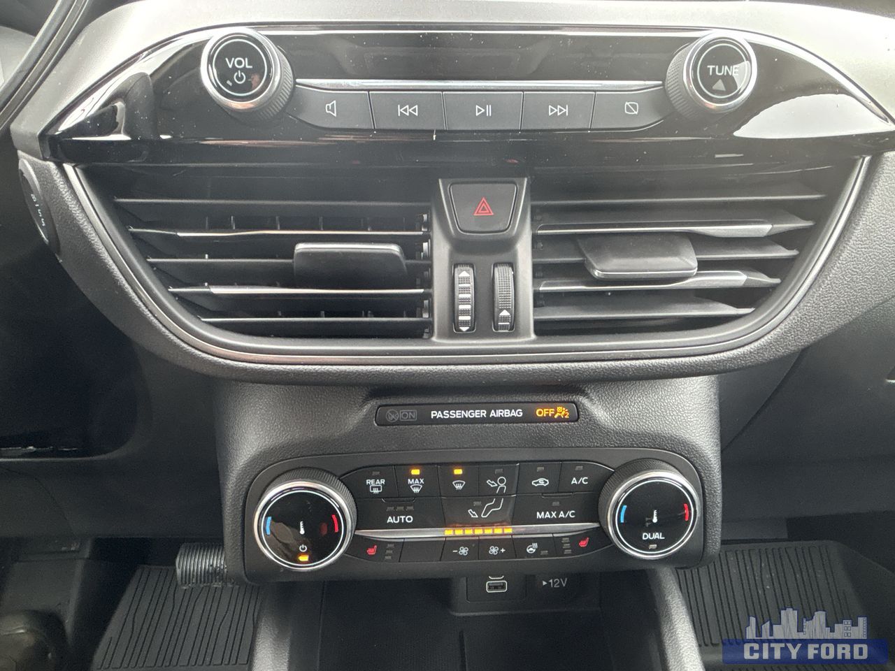 new 2025 Ford Escape car, priced at $36,999