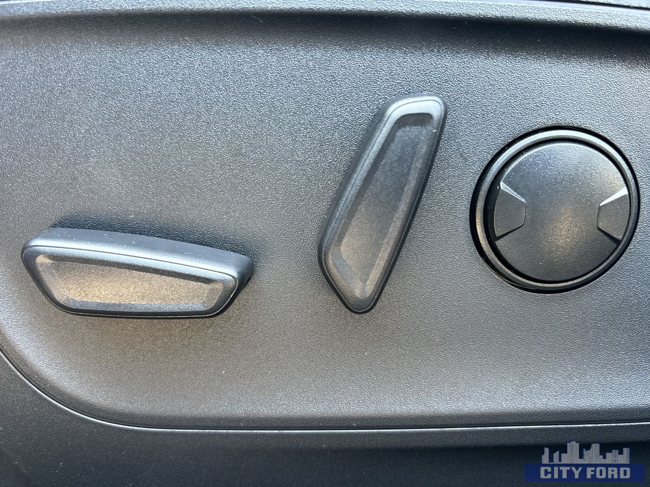 new 2025 Ford Escape car, priced at $43,044