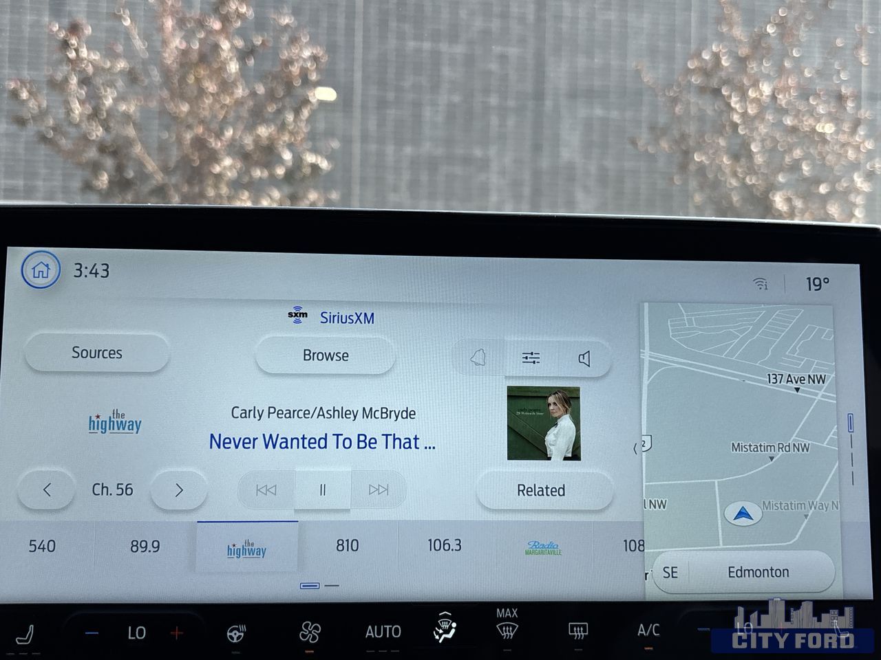 new 2025 Ford Escape car, priced at $43,044