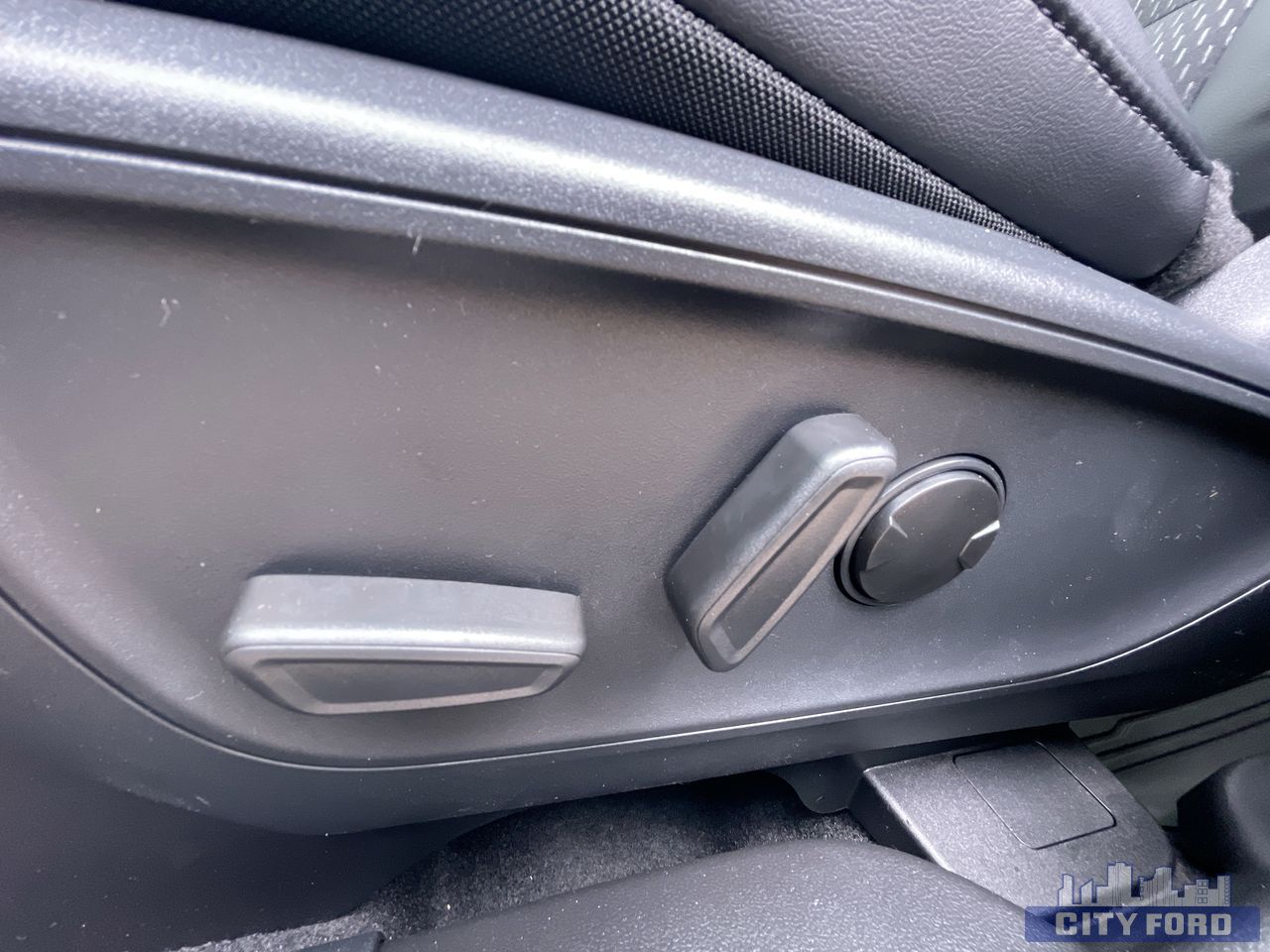 new 2025 Ford Escape car, priced at $39,094