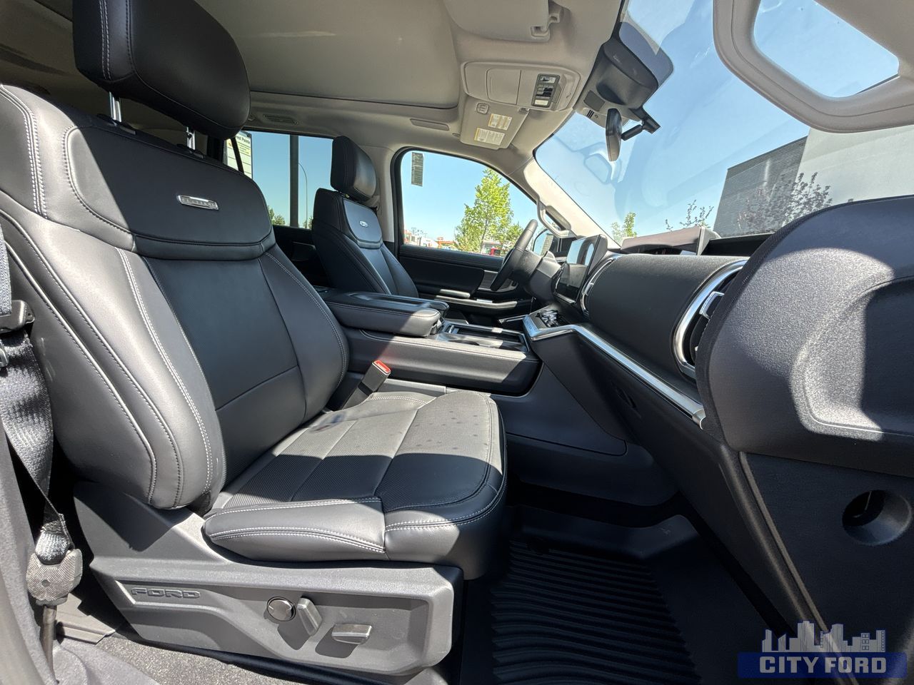 new 2025 Ford Expedition car, priced at $105,265