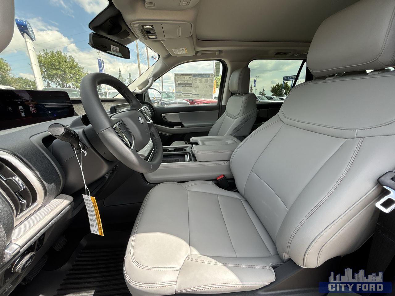new 2025 Ford Expedition car, priced at $91,690