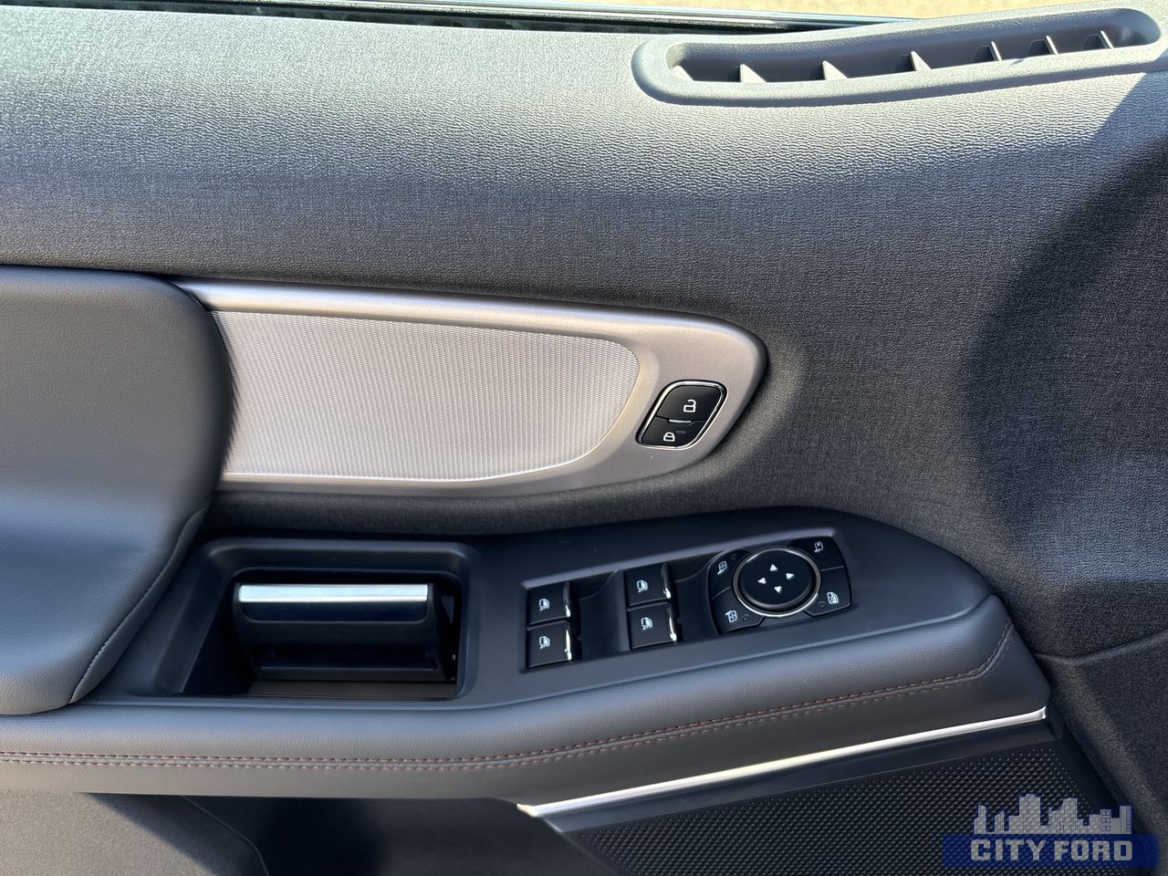 new 2025 Ford Expedition car, priced at $91,999