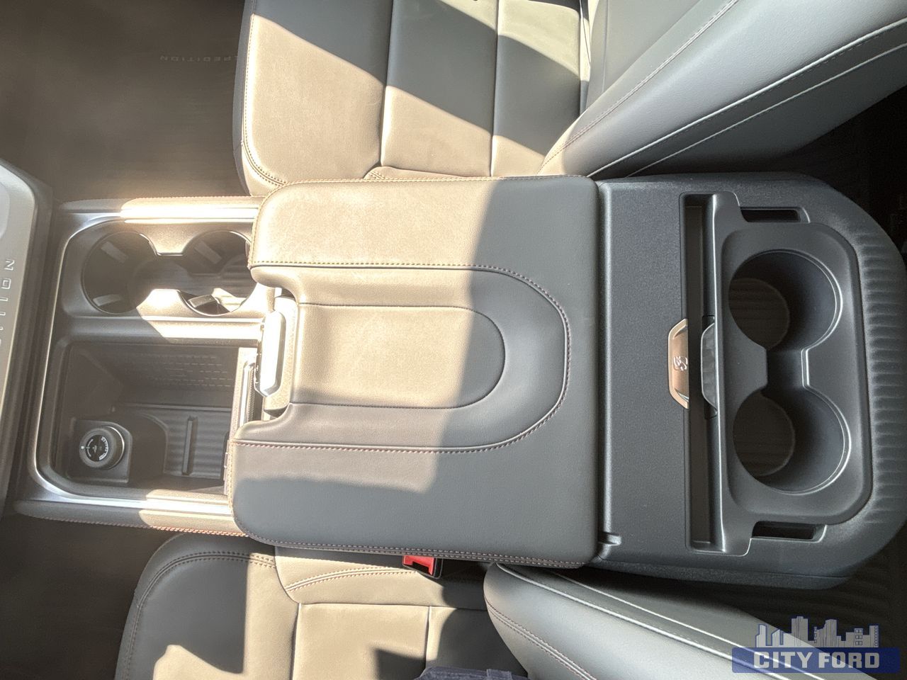 new 2025 Ford Expedition car, priced at $91,999