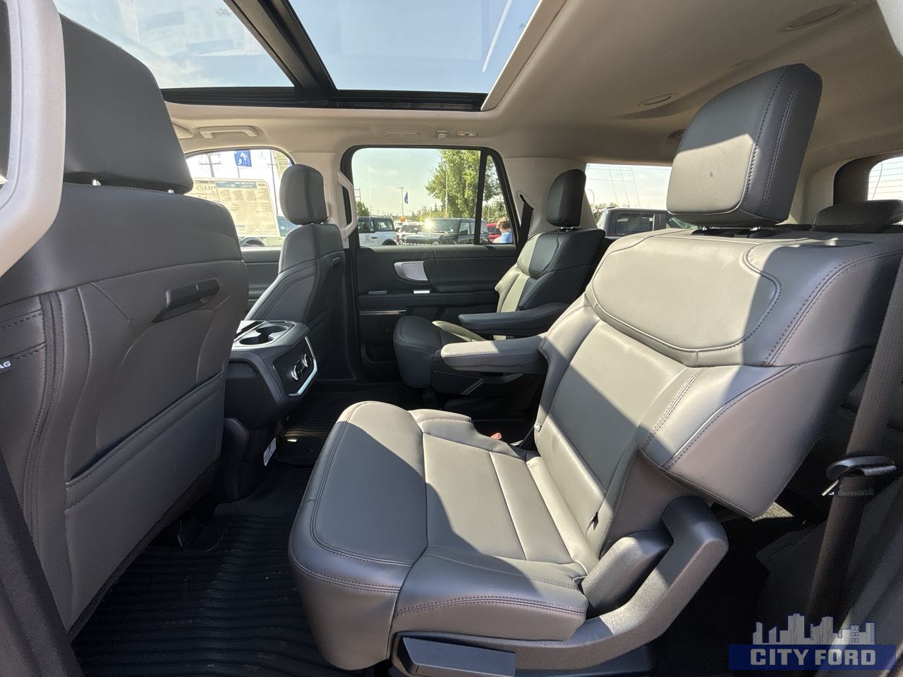 new 2025 Ford Expedition car, priced at $91,999