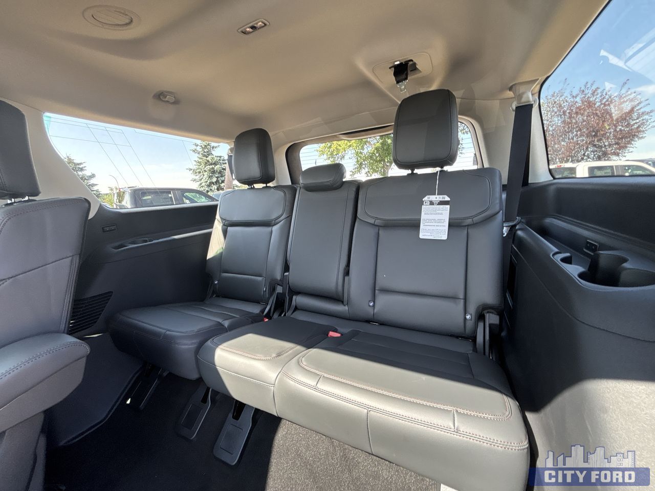 new 2025 Ford Expedition car, priced at $91,999