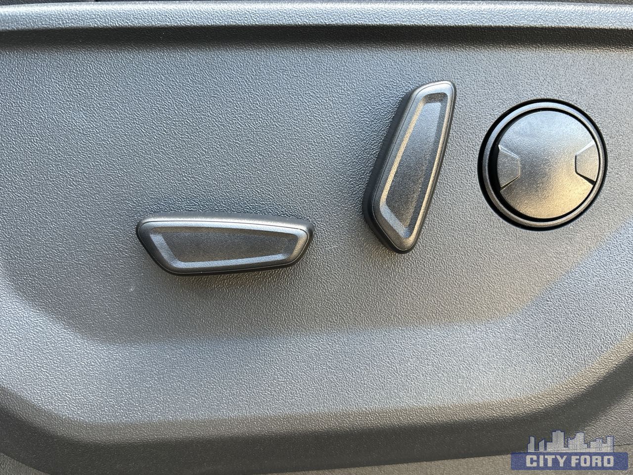 new 2025 Ford Expedition car, priced at $106,440