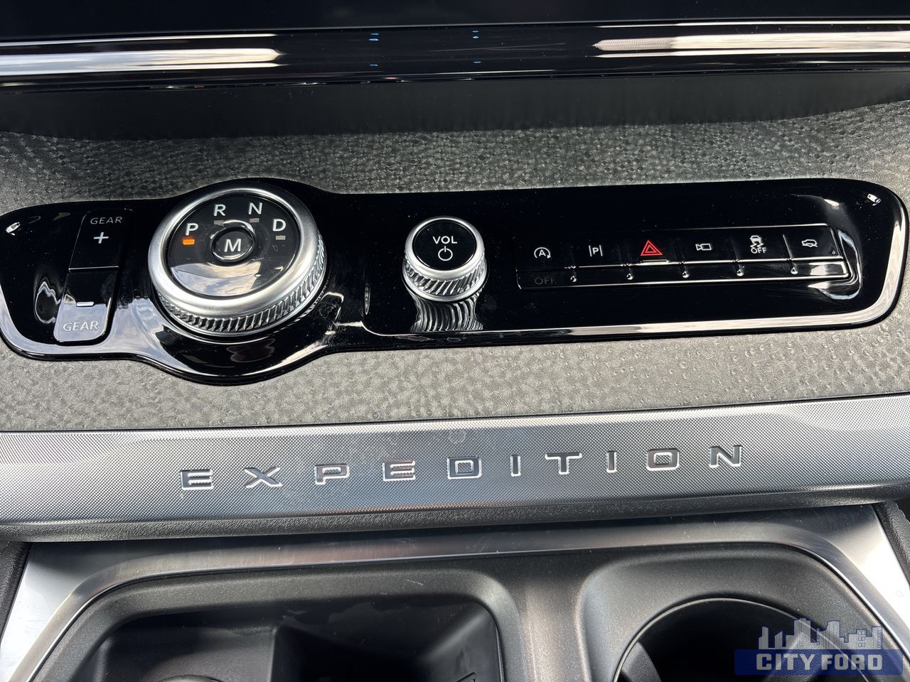 new 2025 Ford Expedition car, priced at $106,440