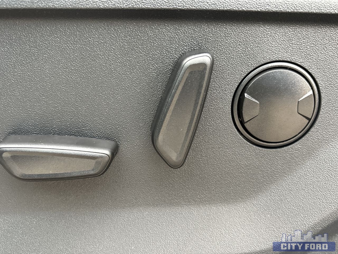 new 2025 Ford Expedition car, priced at $101,745