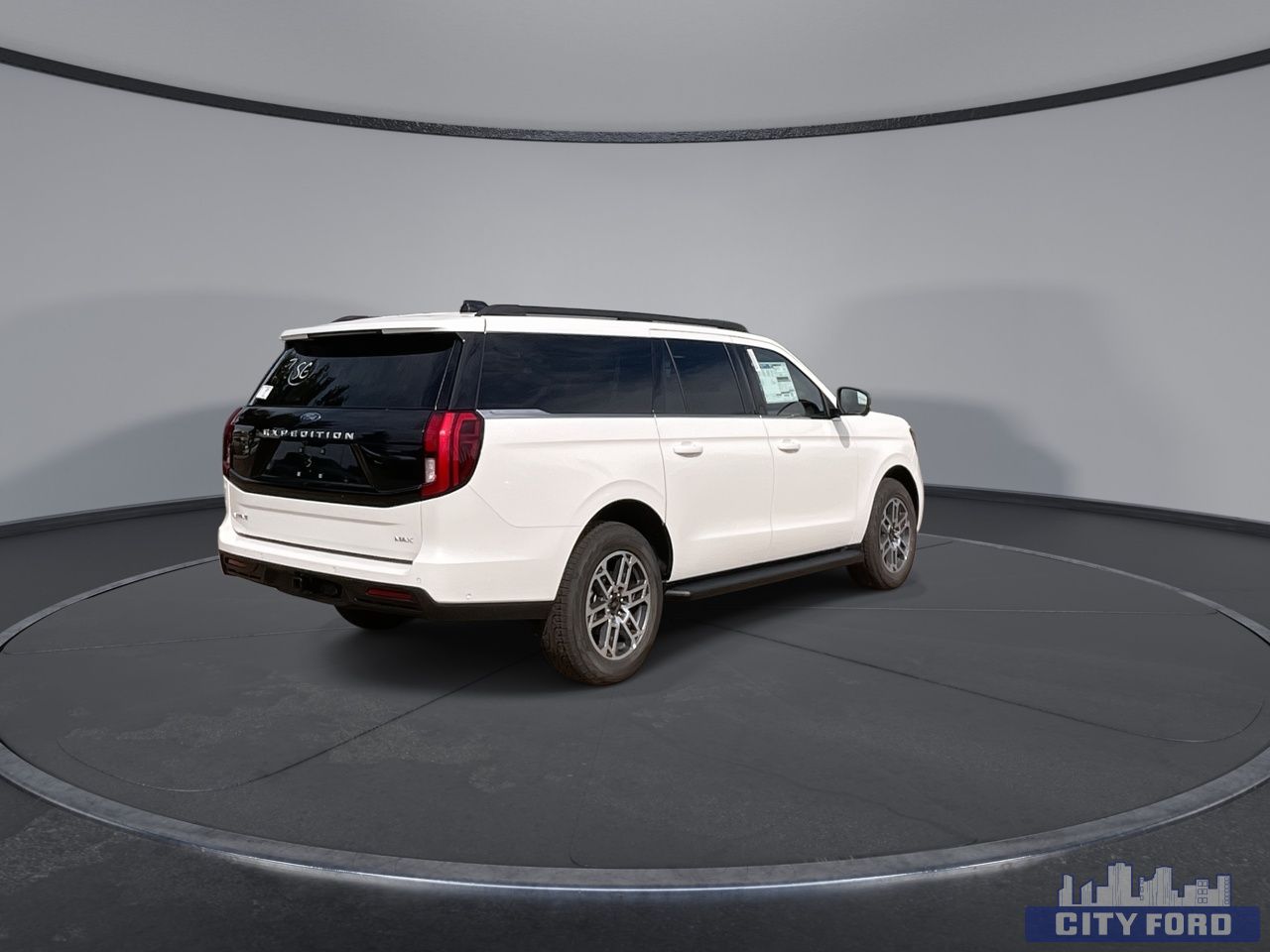 new 2025 Ford Expedition car, priced at $92,290