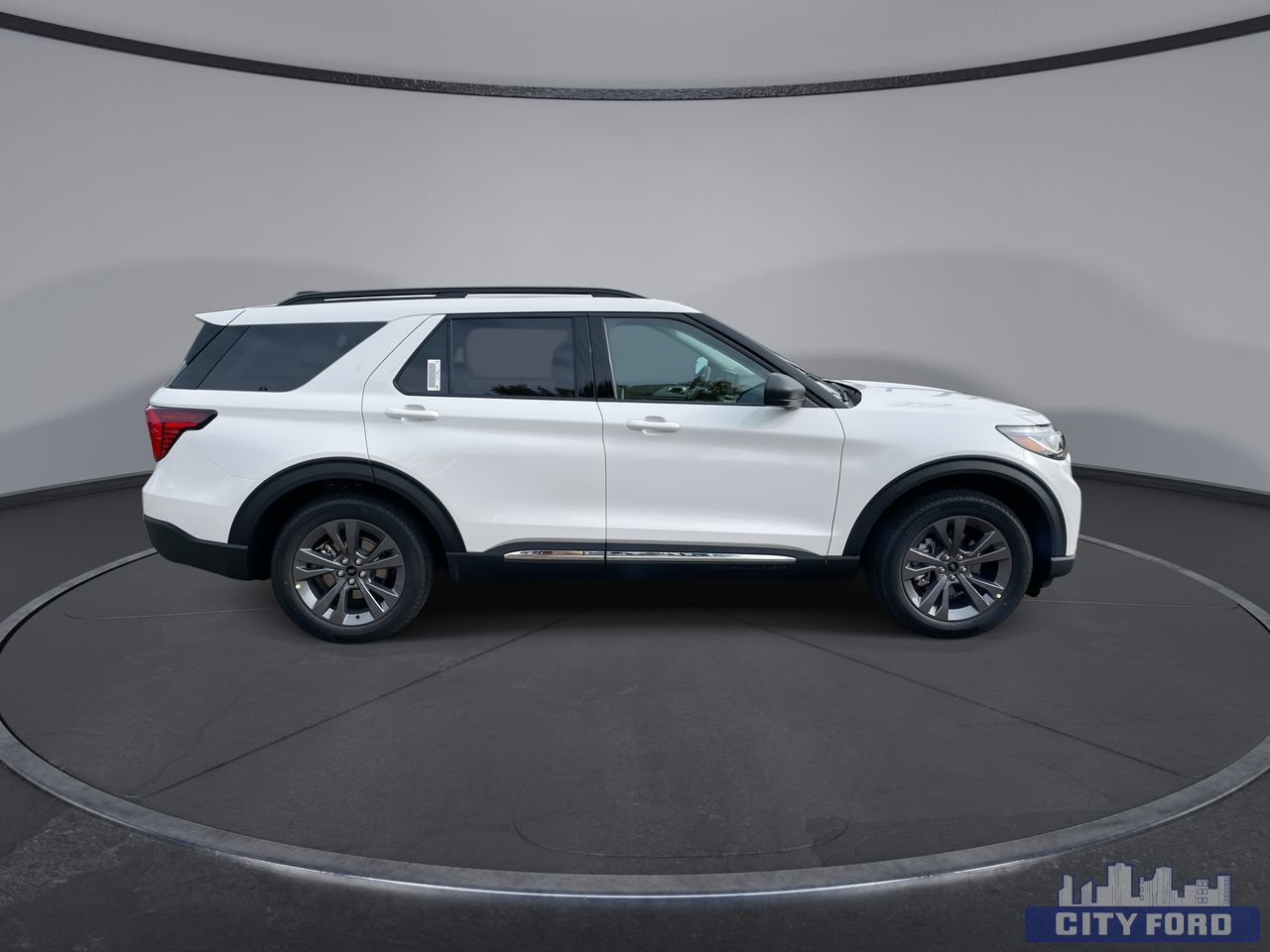 new 2025 Ford Explorer car, priced at $58,999