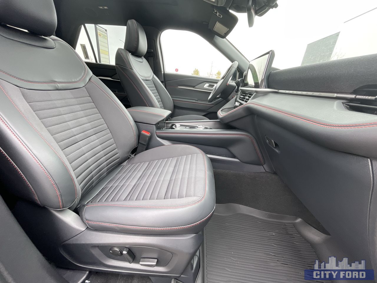 new 2025 Ford Explorer car, priced at $63,980