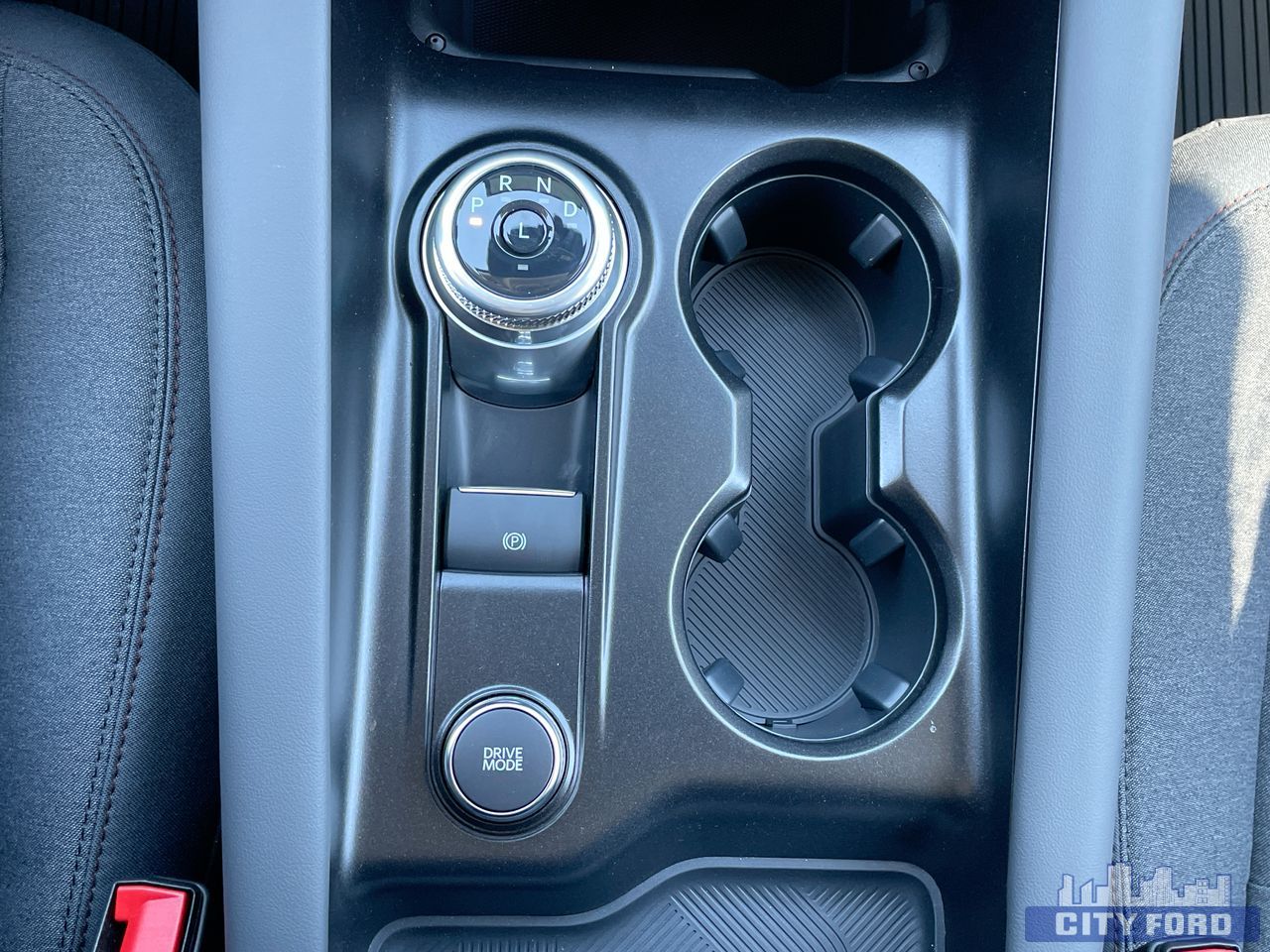 new 2025 Ford Explorer car, priced at $52,580