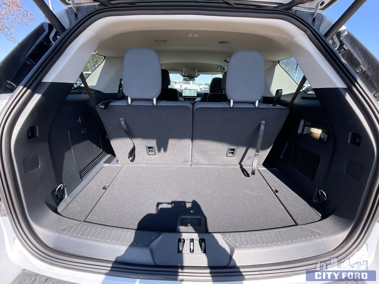 new 2025 Ford Explorer car, priced at $52,580