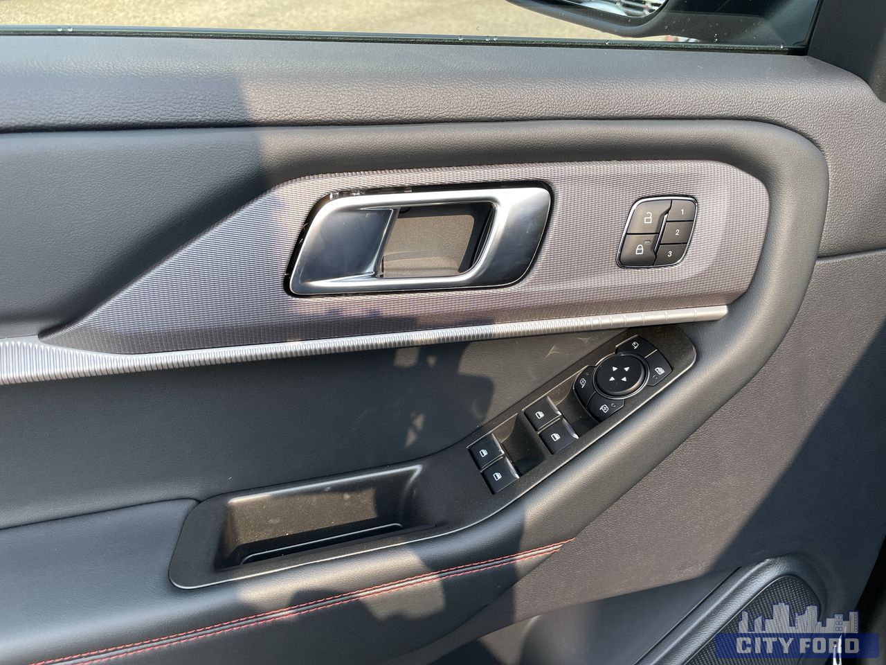 new 2025 Ford Explorer car, priced at $59,880