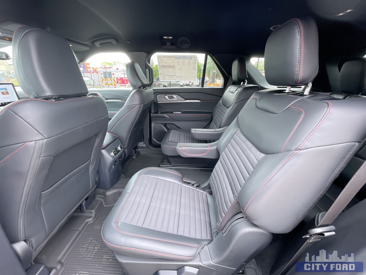 new 2025 Ford Explorer car, priced at $59,880