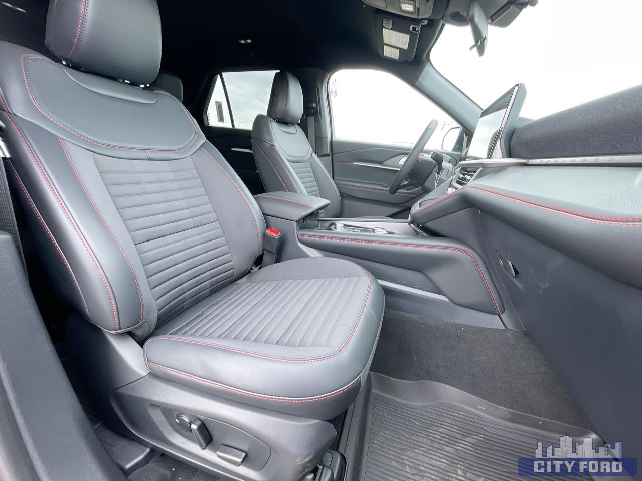 new 2025 Ford Explorer car, priced at $59,880