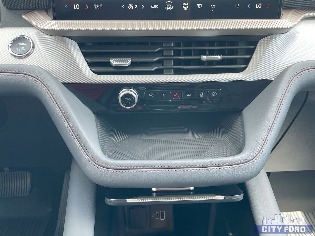 new 2025 Ford Explorer car, priced at $58,380