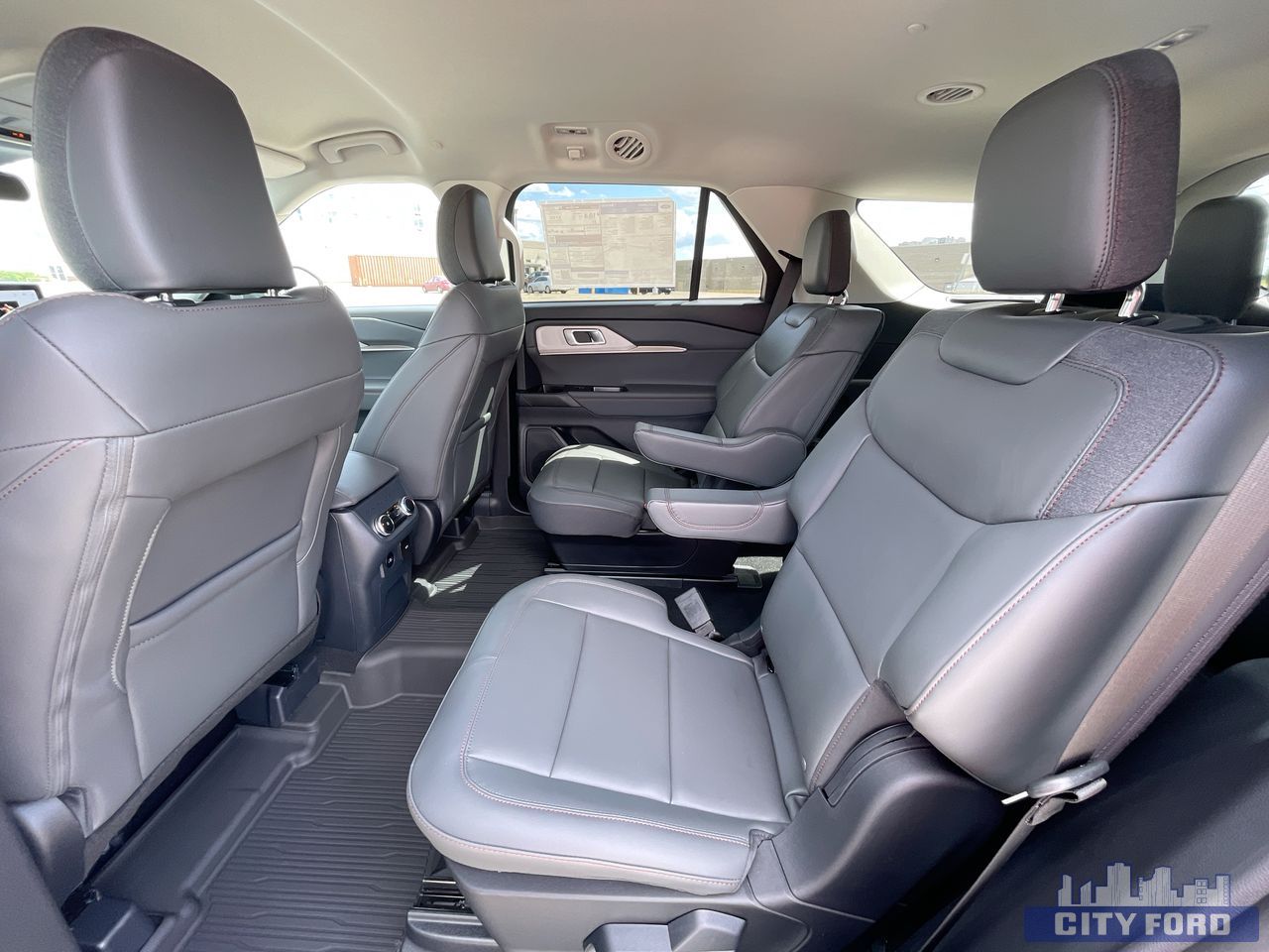 new 2025 Ford Explorer car, priced at $58,380