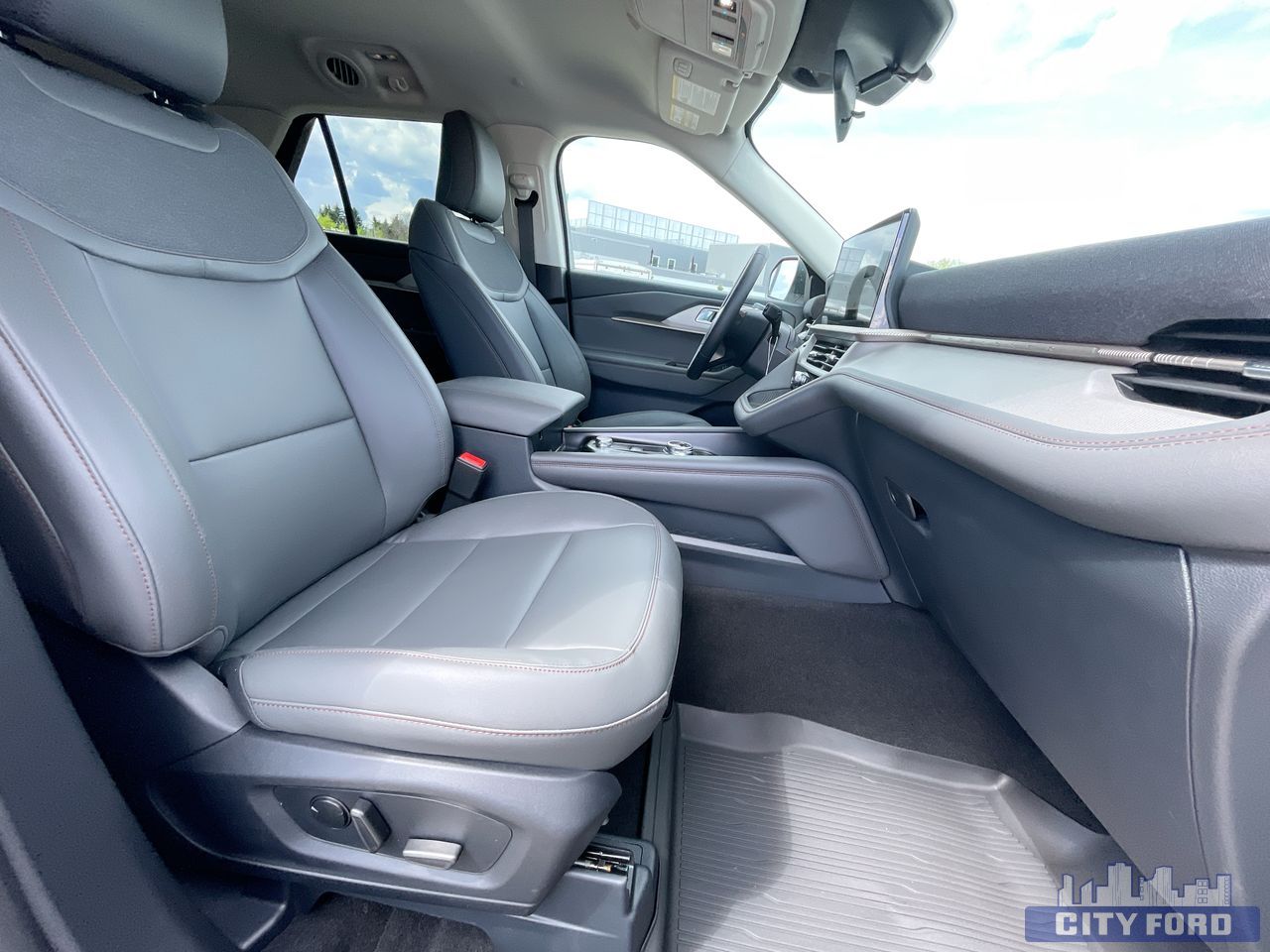new 2025 Ford Explorer car, priced at $58,380