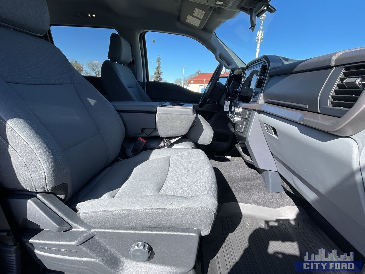 new 2025 Ford F-150 car, priced at $60,669