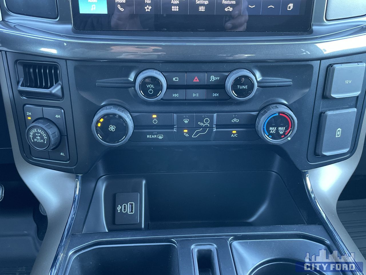 new 2025 Ford F-150 car, priced at $60,919