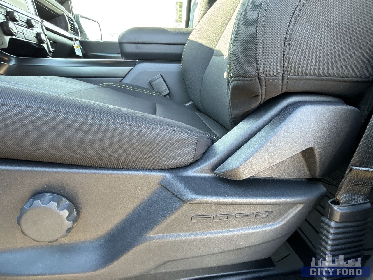 new 2025 Ford F-150 car, priced at $58,634