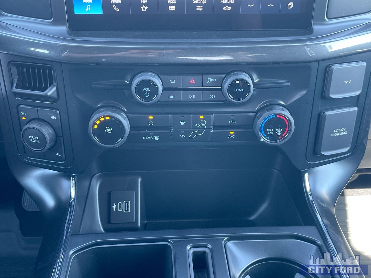 new 2025 Ford F-150 car, priced at $60,599