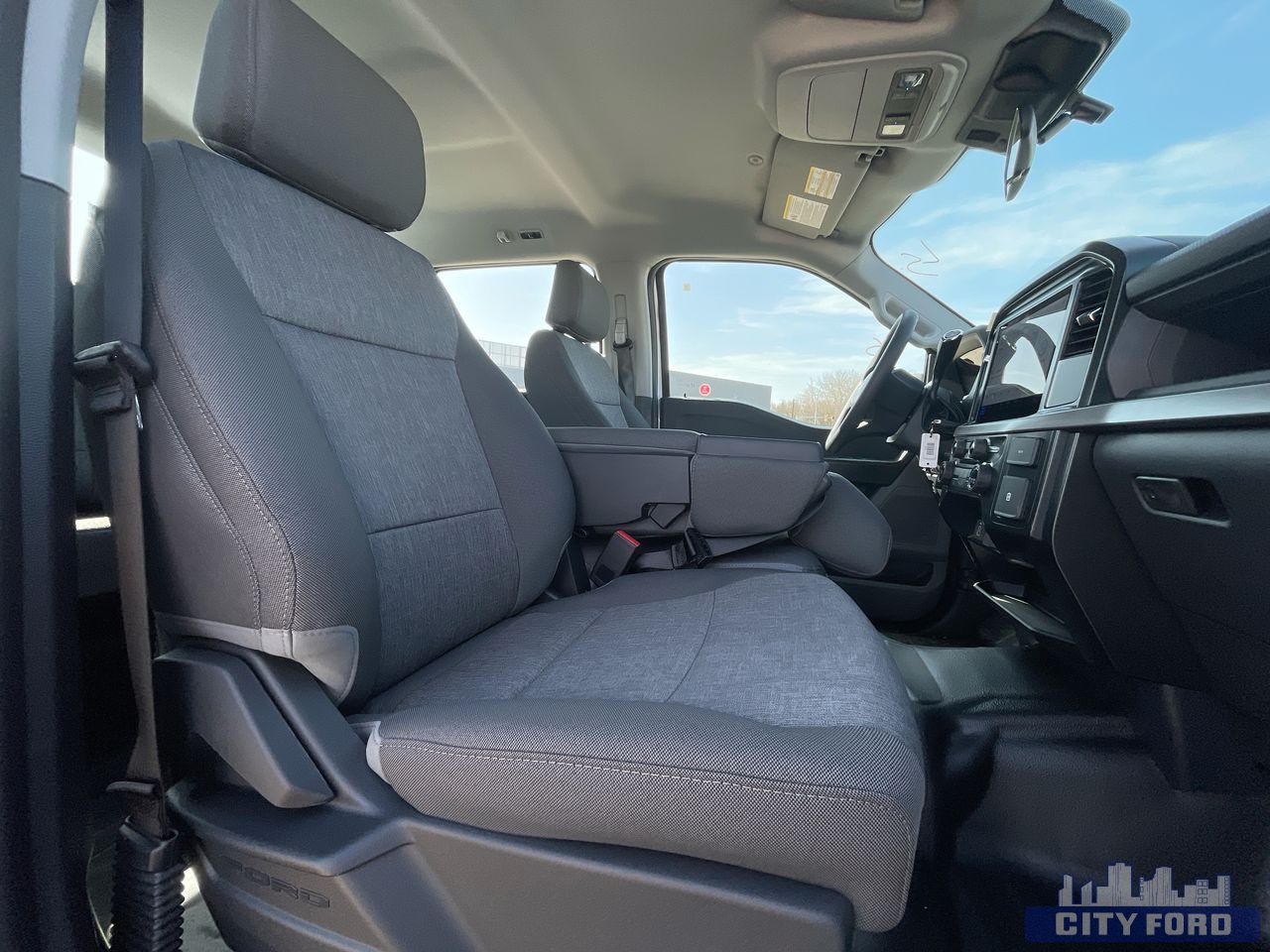 new 2025 Ford F-150 car, priced at $60,024