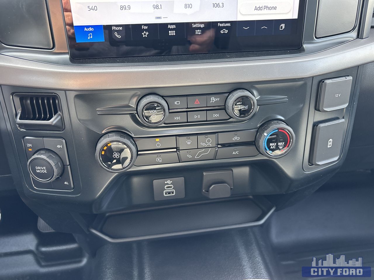 new 2025 Ford F-150 car, priced at $60,024