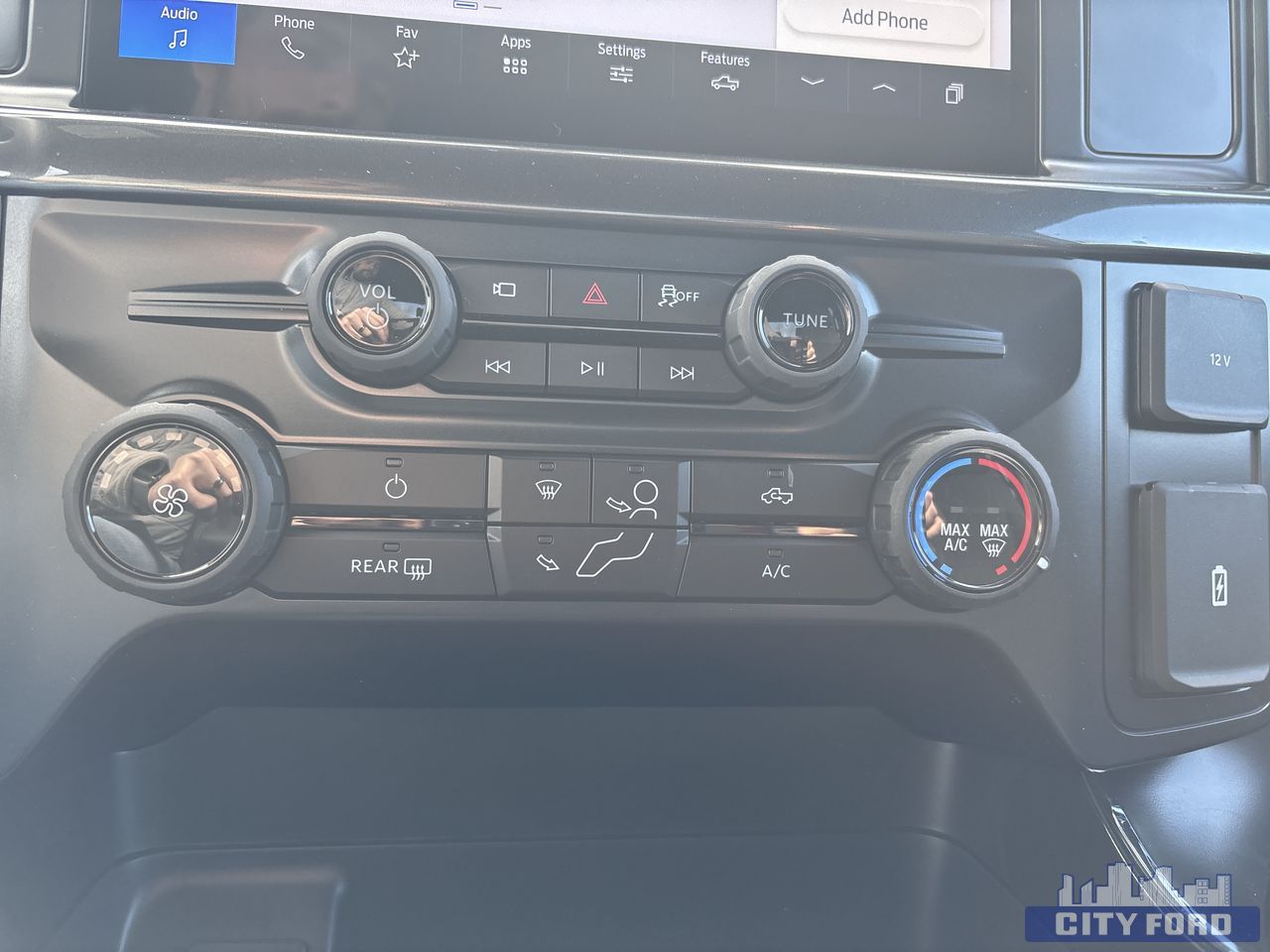 new 2025 Ford F-150 car, priced at $58,334