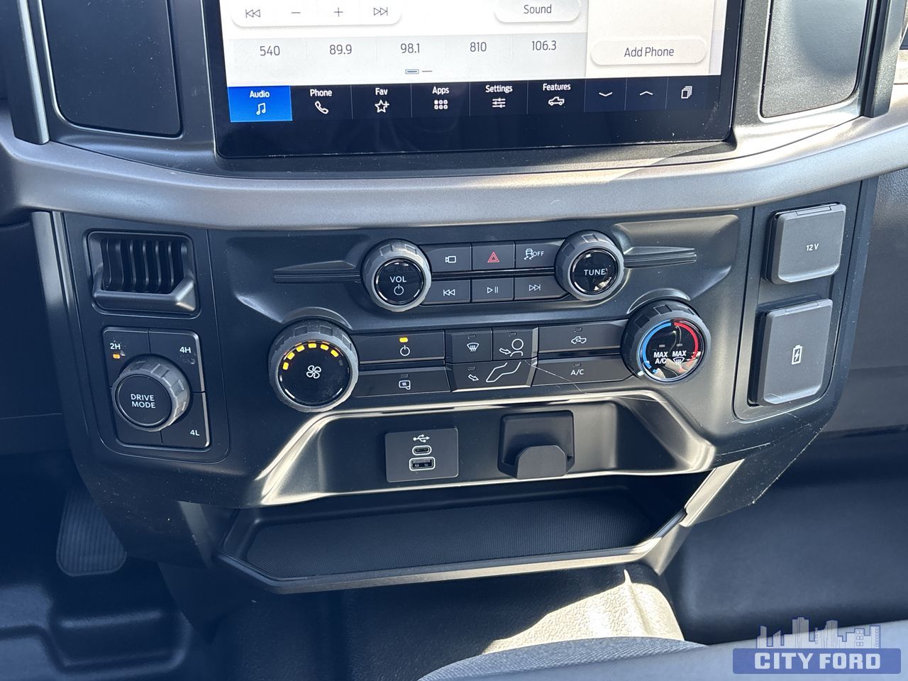 new 2025 Ford F-150 car, priced at $60,024