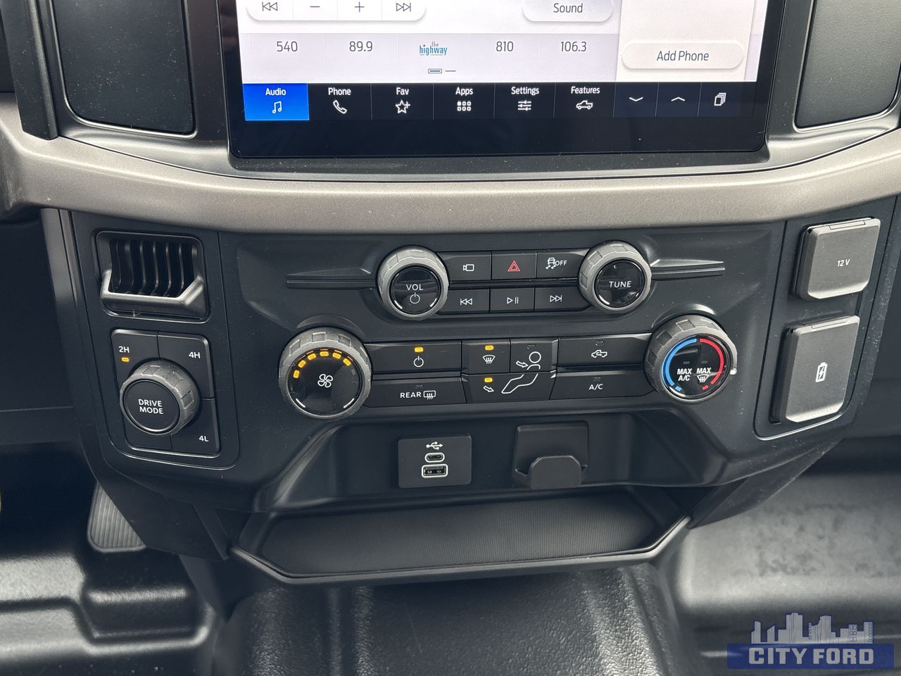 new 2025 Ford F-150 car, priced at $60,124