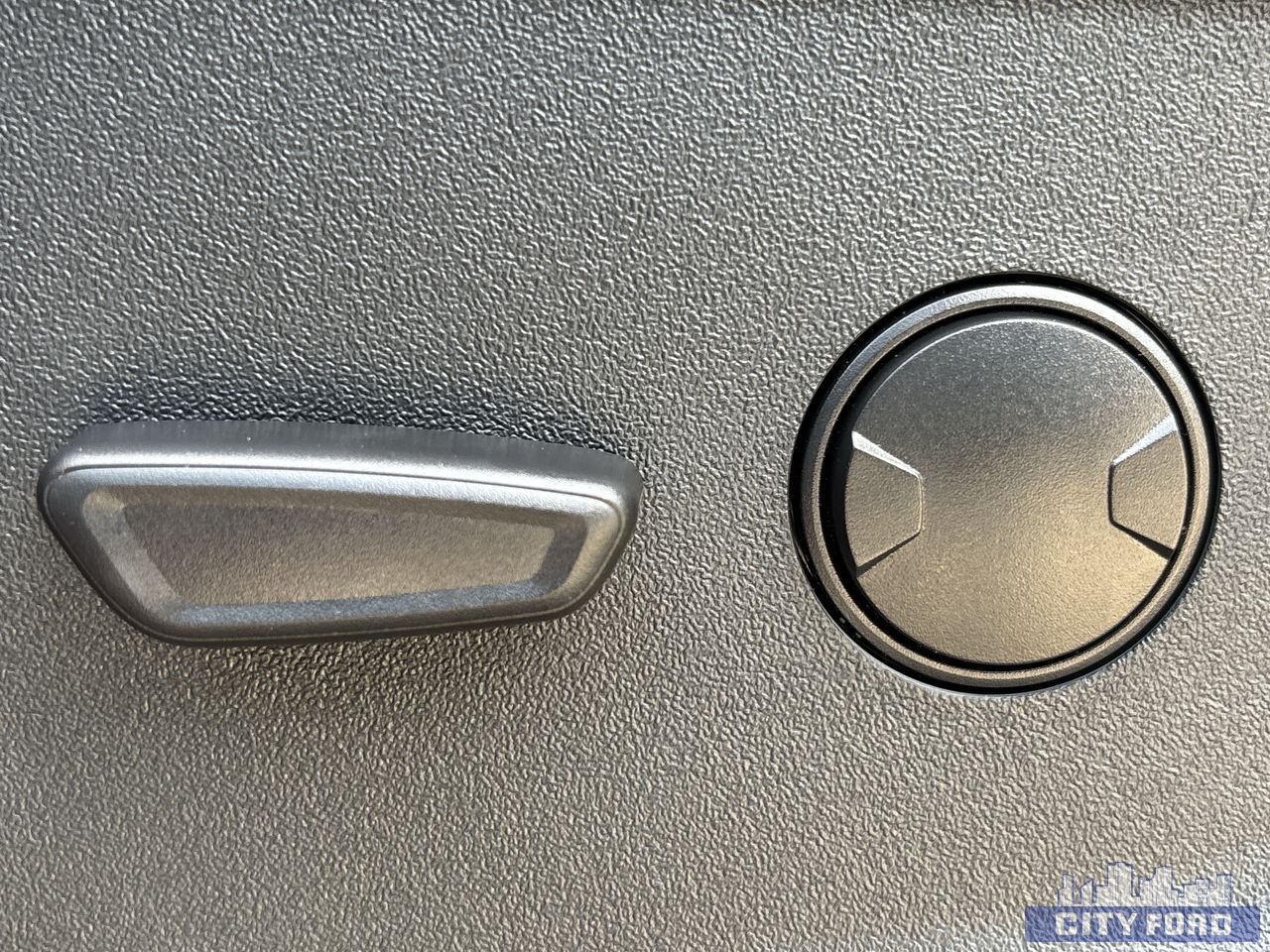 new 2025 Ford F-150 car, priced at $60,044