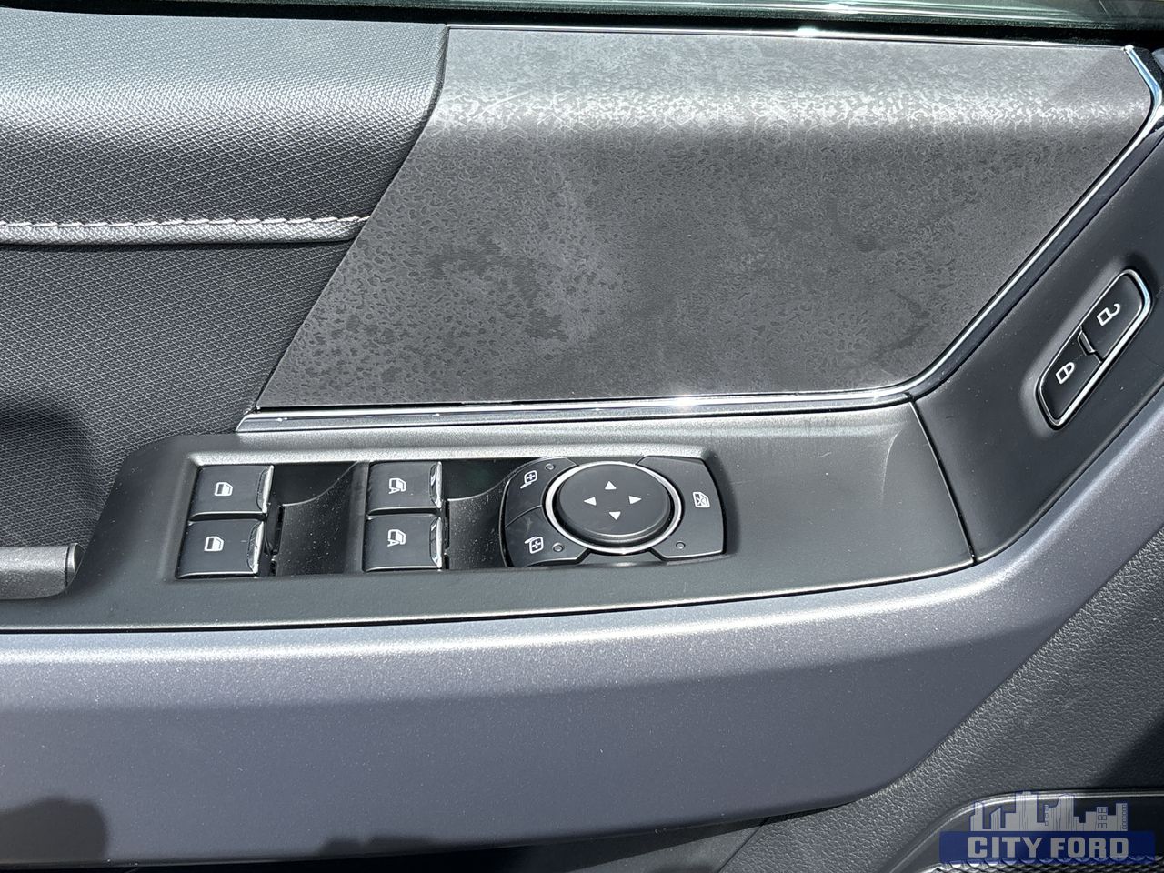 new 2025 Ford F-150 car, priced at $60,044