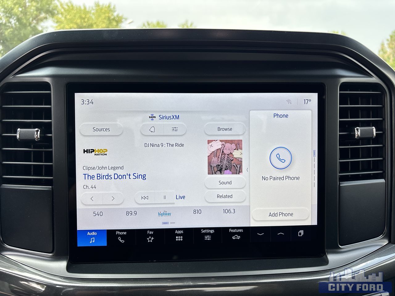 new 2025 Ford F-150 car, priced at $58,304